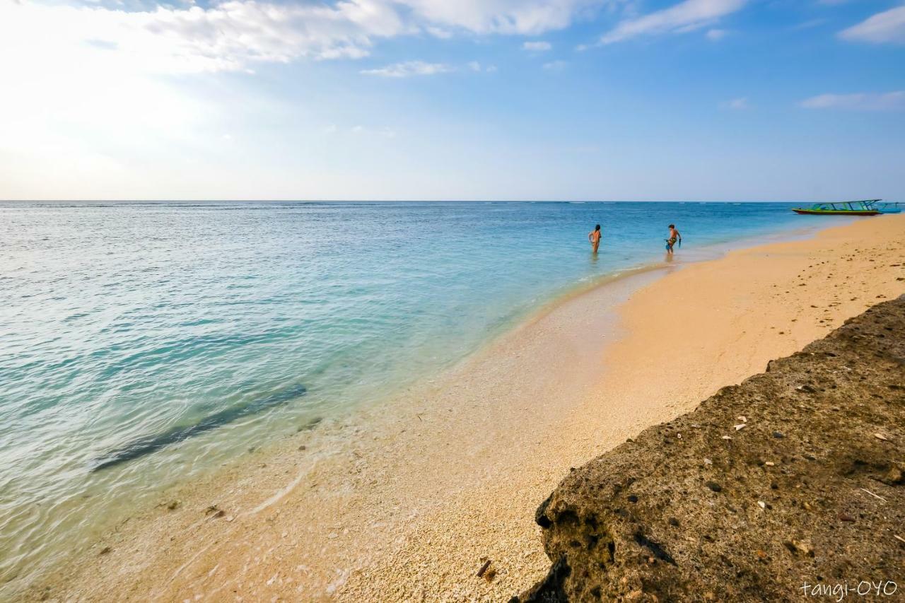 Отель Oyo 1373 Chili Gili Гили Траванган Экстерьер фото